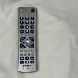 PHILIPS CL019 3-Device Universal Remote Control Tested & Working